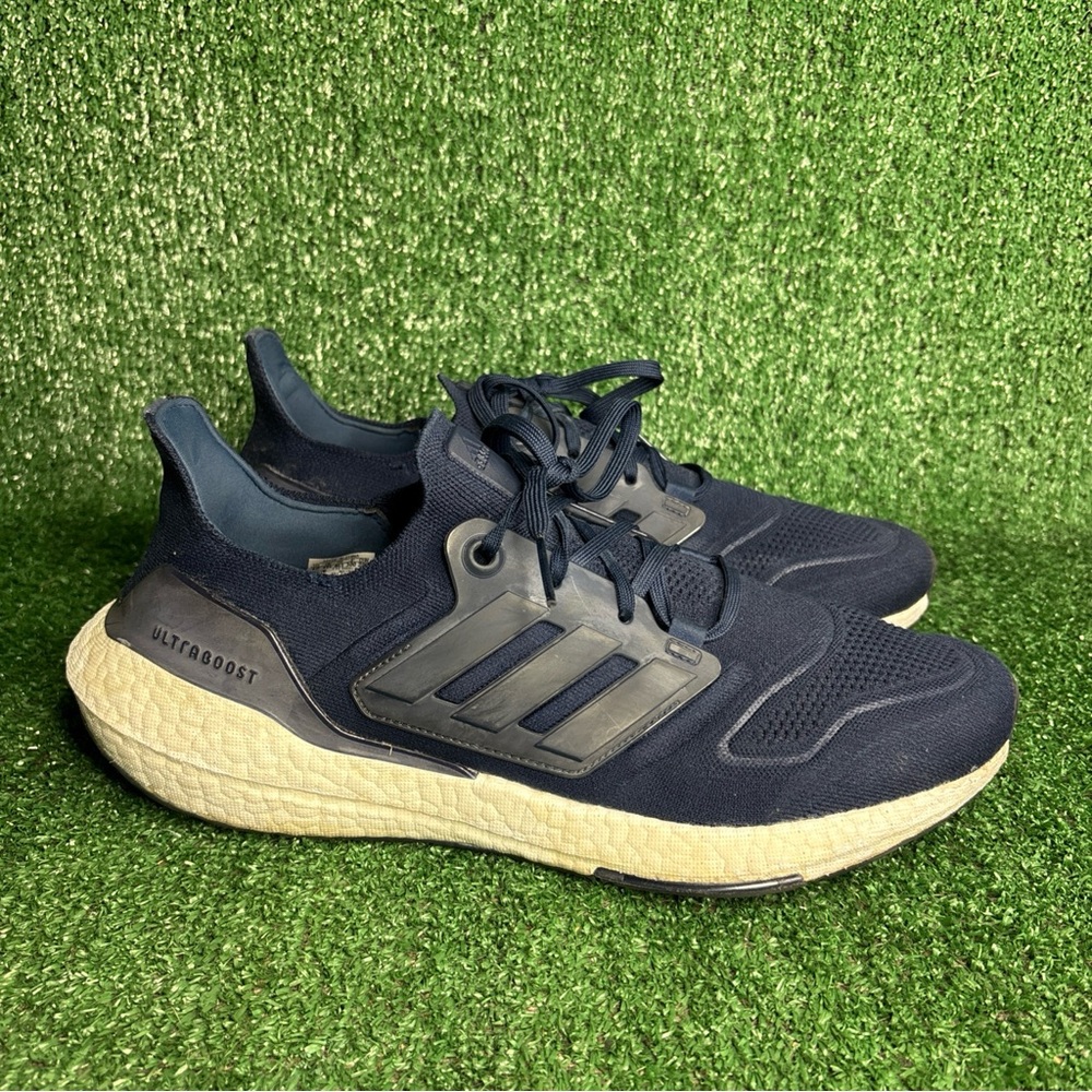 adidas UltraBoost 22 Collegiate Navy Blue Size‎ 12 Comfort Running Shoes